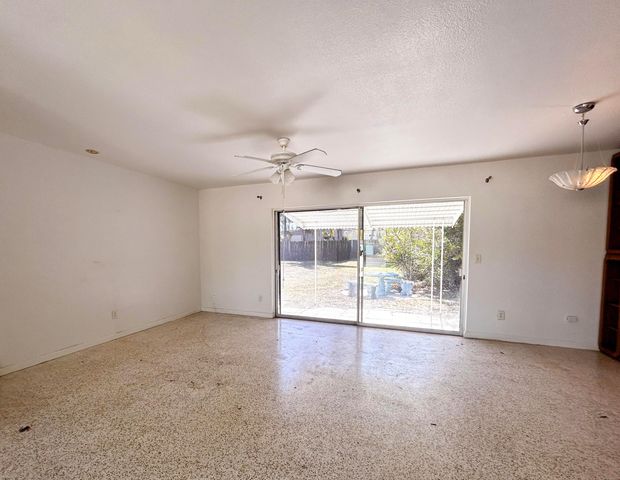 140 SE Prima Vista Boulevard, Port St. Lucie, Port St Lucie, FL 34983