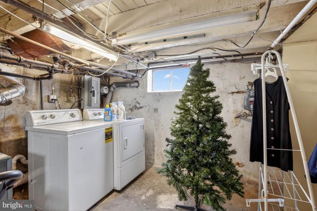 1519 EMILY ST, Philadelphia, PA 19145