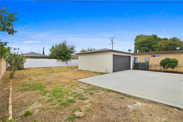 425 E Pacific Street, Carson, CA 90745