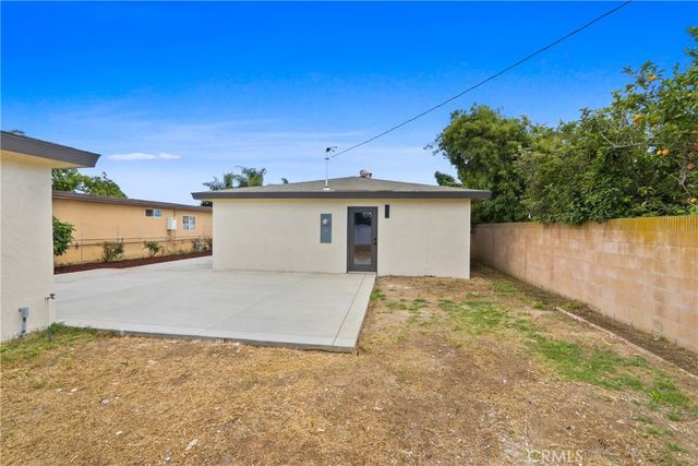 425 E Pacific Street, Carson, CA 90745