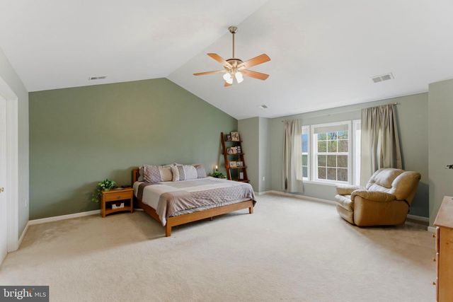 369 ROTTERHAM DR, Hedgesville, WV 25427