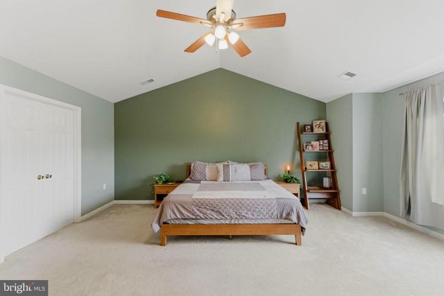 369 ROTTERHAM DR, Hedgesville, WV 25427