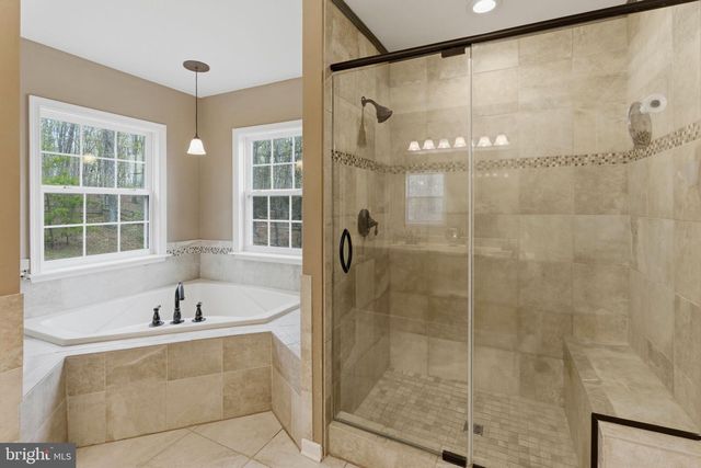 369 ROTTERHAM DR, Hedgesville, WV 25427