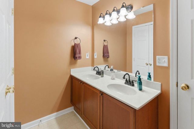 369 ROTTERHAM DR, Hedgesville, WV 25427