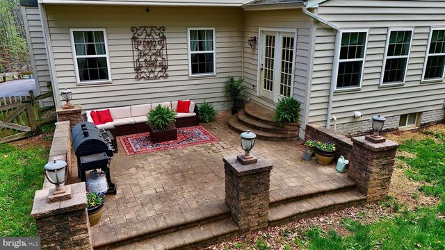 369 ROTTERHAM DR, Hedgesville, WV 25427