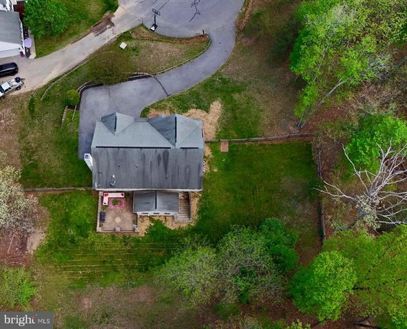 369 ROTTERHAM DR, Hedgesville, WV 25427