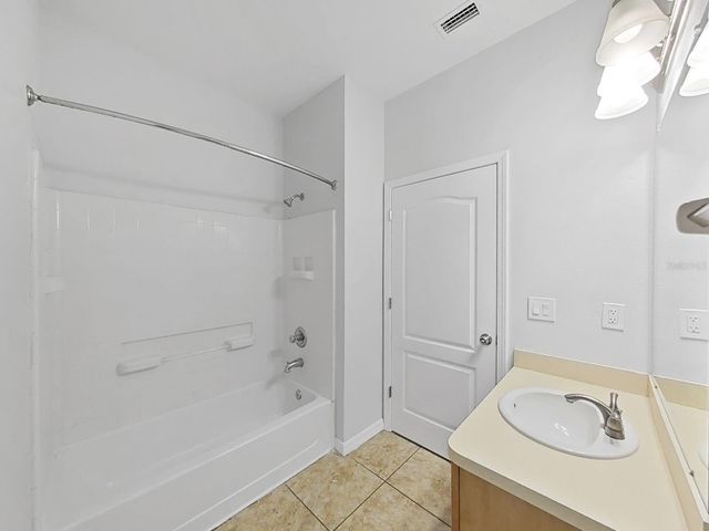 3223 AZALEA BLOSSOM DRIVE, Plant City, FL 33567
