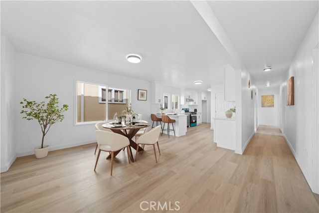 1558 Hauser, Los Angeles, CA 90019