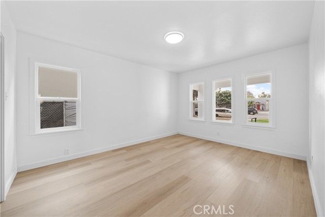 1558 Hauser, Los Angeles, CA 90019