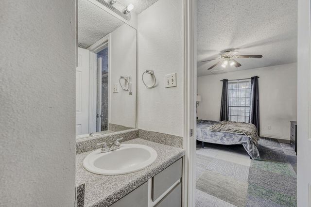 2401 Leon ST 100, Austin, TX 78705