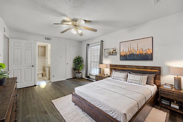 2401 Leon ST 100, Austin, TX 78705