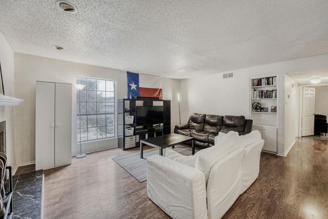 2401 Leon ST 100, Austin, TX 78705