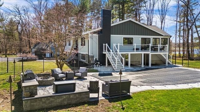901 Randolph Ave, Milton, MA 02186