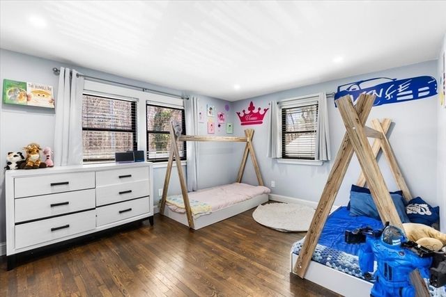 901 Randolph Ave, Milton, MA 02186