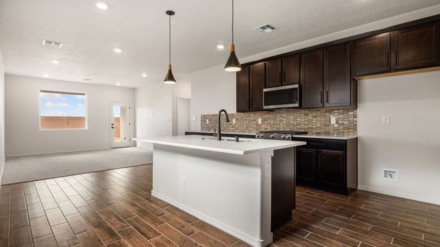 4341 Vista Manzano, Santa Fe, NM 87507