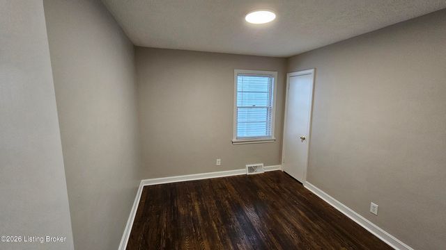 1311 Haskin Ave, Louisville, KY 40215