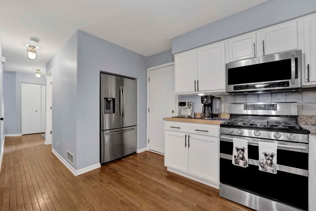 1863 Tamahawk Lane, Naperville, IL 60564