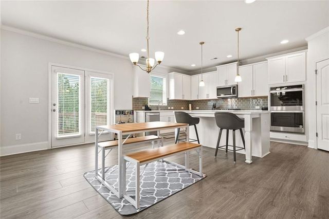 1606 Chancery Lane, Lithia Springs, GA 30122