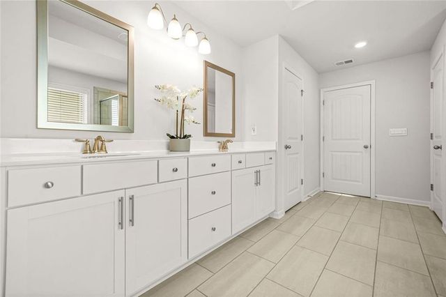 1606 Chancery Lane, Lithia Springs, GA 30122