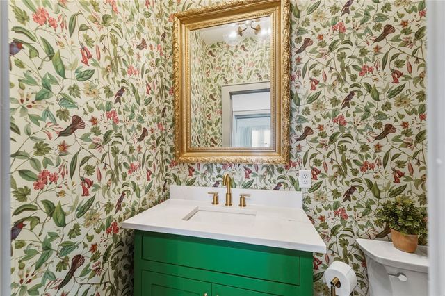 400 S 6th Street, Rogers, AR 72756