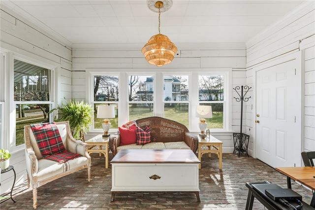 400 S 6th Street, Rogers, AR 72756