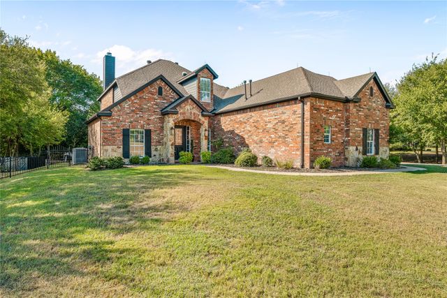 101 Deer Crossing Way, Azle, TX 76020