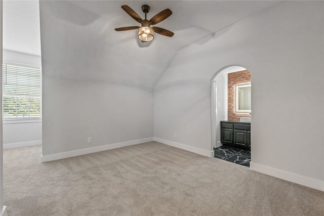 101 Deer Crossing Way, Azle, TX 76020