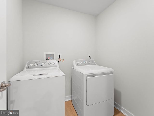 12 HANDBELL LN, Sicklerville, NJ 08081