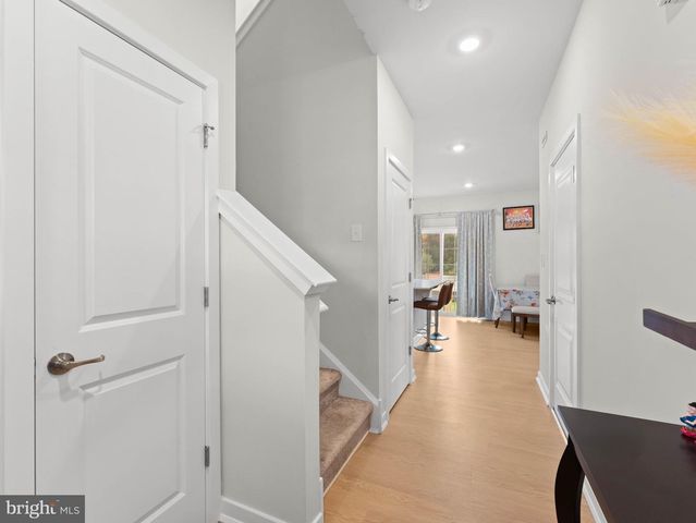 12 HANDBELL LN, Sicklerville, NJ 08081