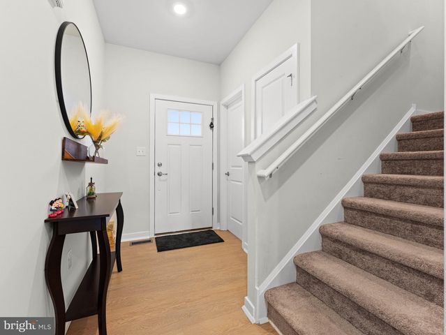 12 HANDBELL LN, Sicklerville, NJ 08081