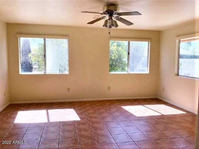 10015 W KELSO Drive, Sun City, AZ 85351