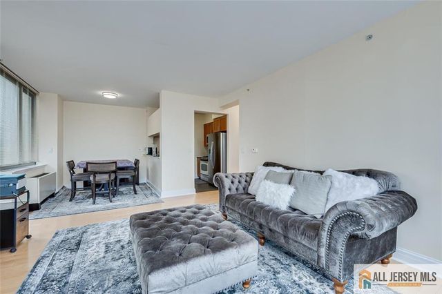1 Spring Street 1405, New Brunswick, NJ 08901