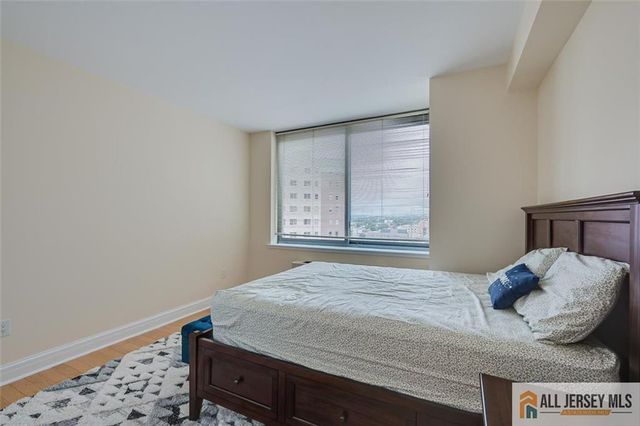 1 Spring Street 1405, New Brunswick, NJ 08901