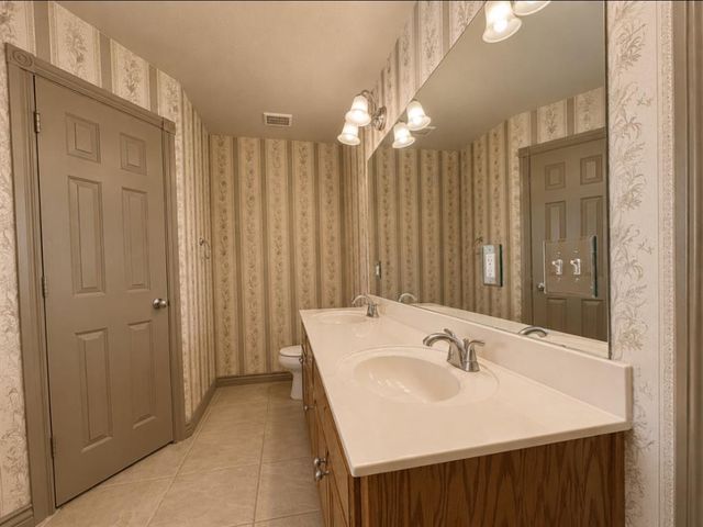 1701 Dorothy Drive, Oklahoma City, OK 73170