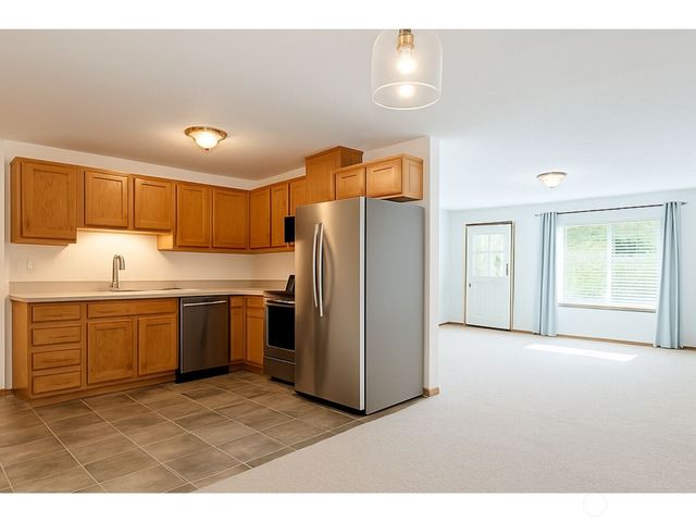 280 E Clonakilty Drive, Shelton, WA 98584