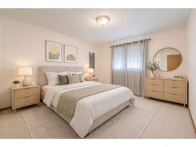 280 E Clonakilty Drive, Shelton, WA 98584