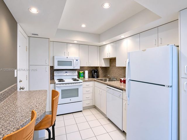 5005 Collins Avenue 616, Miami Beach, FL 33140