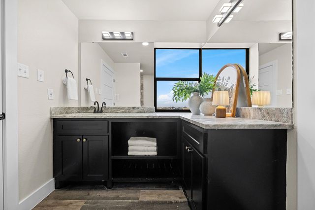 1244 Hadley LN, Copperas Cove, TX 76522