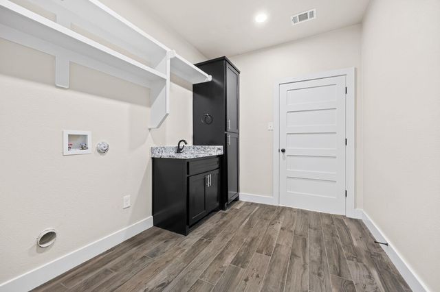 1244 Hadley LN, Copperas Cove, TX 76522