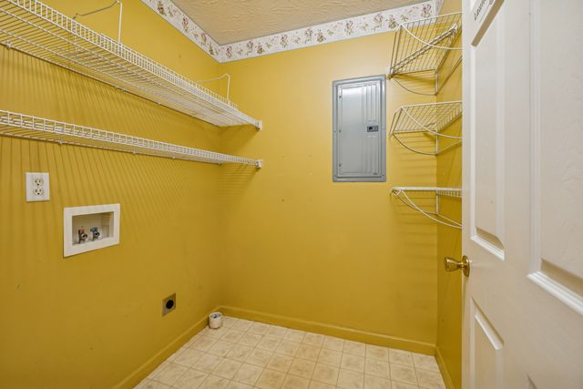 519 McKean Dr, Smyrna, TN 37167