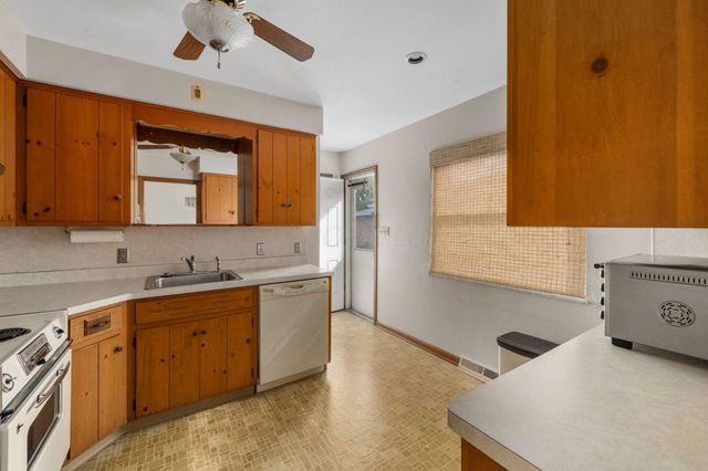 1840 Ardleigh, Columbus, OH 43221