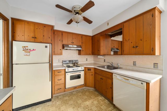 1840 Ardleigh, Columbus, OH 43221