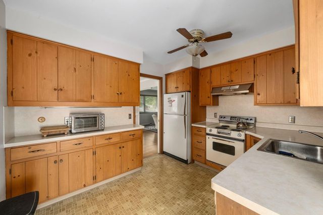 1840 Ardleigh, Columbus, OH 43221
