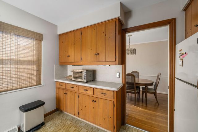 1840 Ardleigh, Columbus, OH 43221
