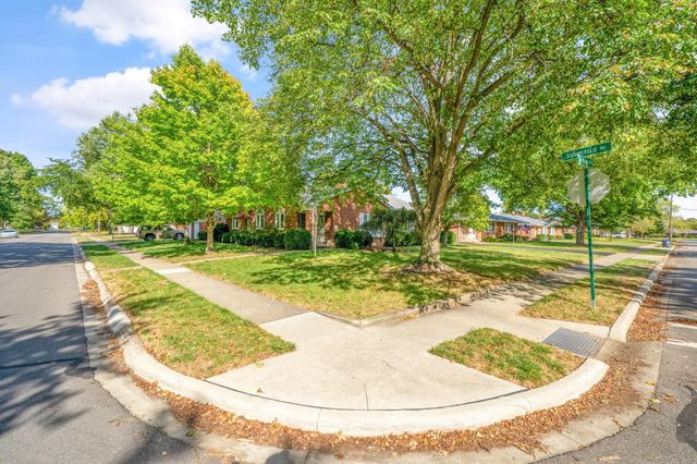 1840 Ardleigh, Columbus, OH 43221
