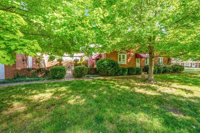 1840 Ardleigh, Columbus, OH 43221