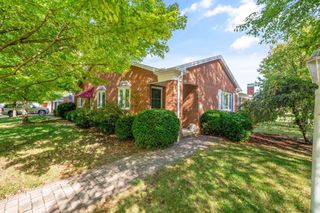 1840 Ardleigh, Columbus, OH 43221