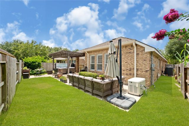 18223 W Williams Bend Drive, Cypress, TX 77433