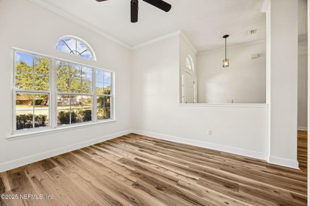 2421 HAWKCREST Drive E, St. Johns, FL 32259