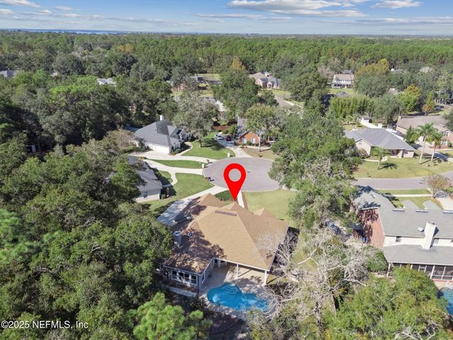 2421 HAWKCREST Drive E, St. Johns, FL 32259